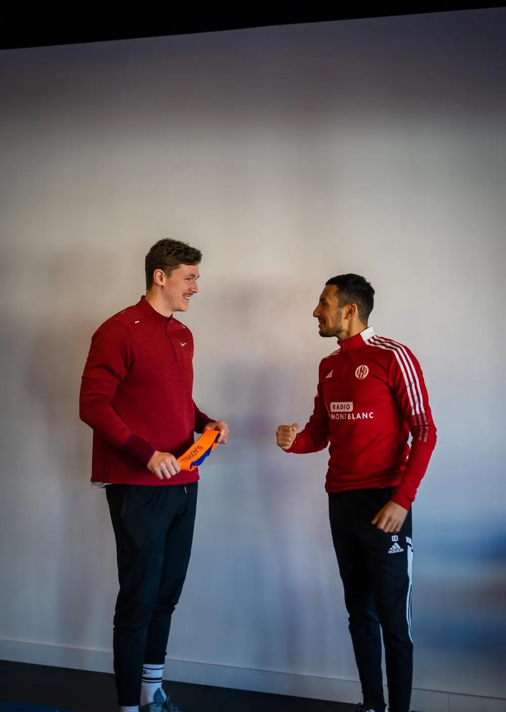 Échange entre Valentin et un sportif